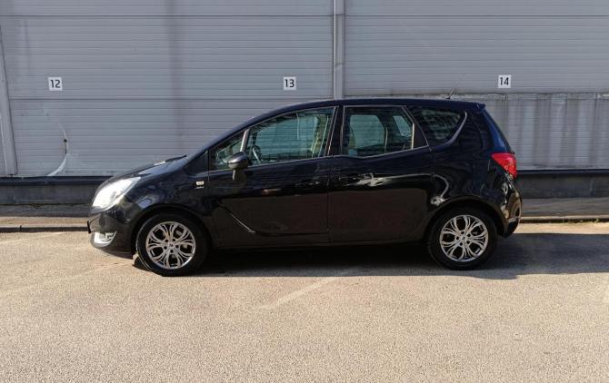 Opel Meriva B Рестайлинг с пробегом 2014 года, цена 719 000 рублей, 152832 км, минивэн, Автокод Объявления