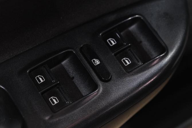 Skoda Octavia II (A5) Рестайлинг с пробегом 2012 года, цена 499 000 рублей, 370000 км, лифтбек, Автокод Объявления