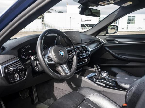 BMW 5 серии VII (G30/G31/G38) Рестайлинг с пробегом 2021 года, цена 4 848 000 рублей, 99676 км, седан, Автокод Объявления