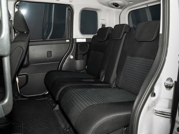 Toyota Roomy I Рестайлинг с пробегом 2022 года, цена 1 200 000 рублей, 47230 км, микровэн, Автокод Объявления