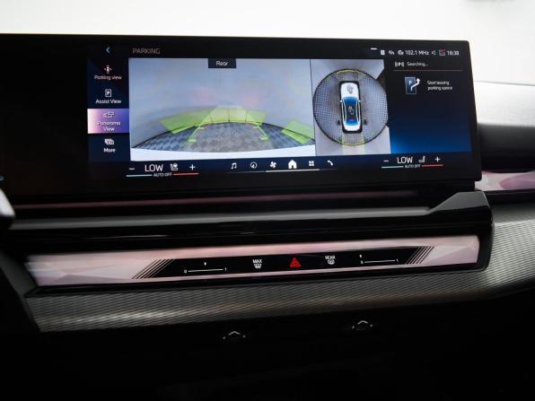BMW 5 серии VIII (G60/G61/G68) с пробегом 2024 года, цена 8 325 000 рублей, 16778 км, седан, Автокод Объявления