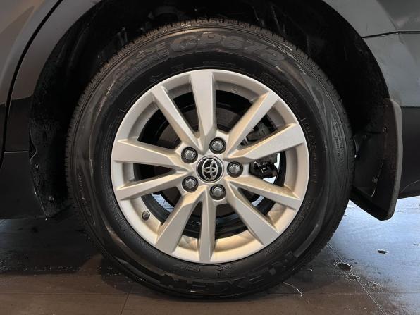 Toyota Camry VIII (XV70) с пробегом 2021 года, цена 2 520 000 рублей, 219645 км, седан, Автокод Объявления