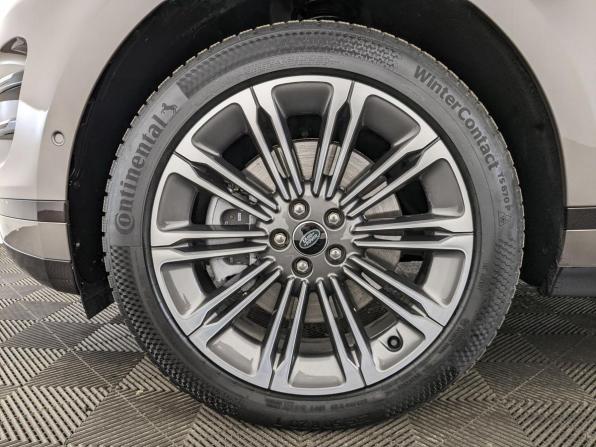 Land Rover Range Rover Evoque II Рестайлинг с пробегом 2024 года, цена 5 500 000 рублей, 13217 км, внедорожник, Автокод Объявления