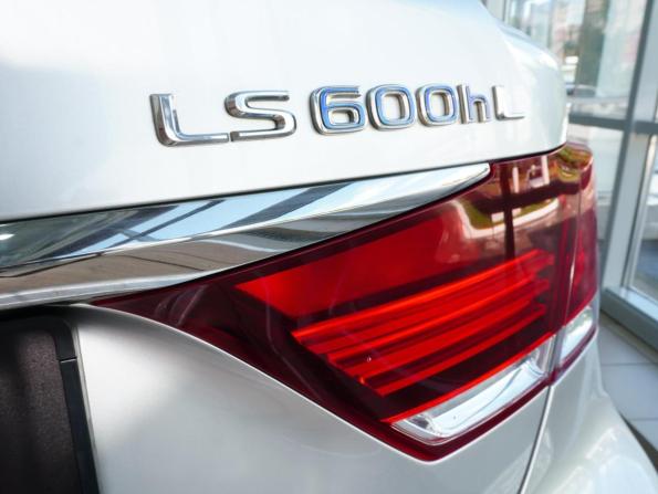 Lexus LS IV Рестайлинг 2 с пробегом 2013 года, цена 2 328 000 рублей, 232011 км, седан, Автокод Объявления