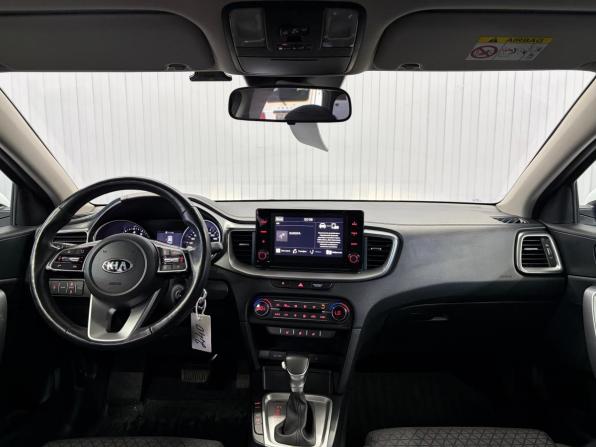 Kia Ceed III с пробегом 2021 года, цена 1 877 000 рублей, 82116 км, универсал, Автокод Объявления
