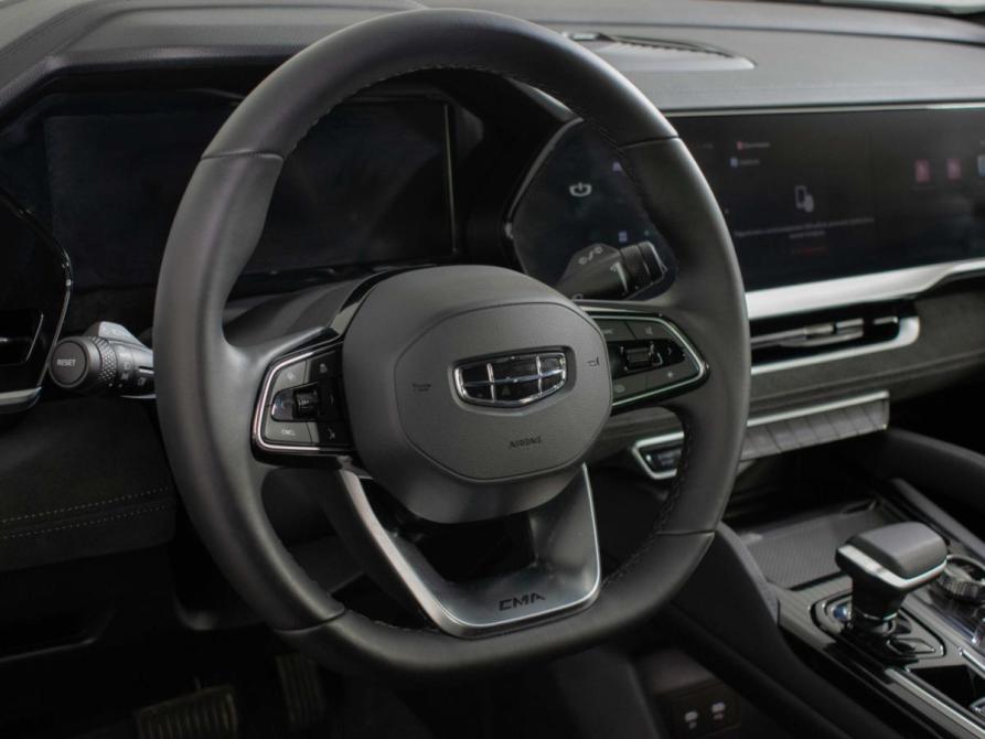 Geely Monjaro I Москва  - изображение 16