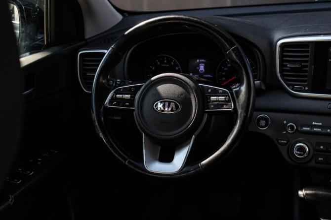 Kia Sportage IV Рестайлинг с пробегом 2019 года, цена 2 100 000 рублей, 172148 км, внедорожник, Автокод Объявления