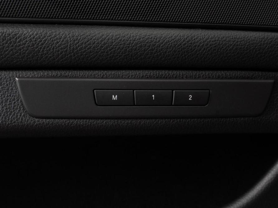 BMW 5 серии VI (F10/F11/F07) Рестайлинг Тюмень  - изображение 18