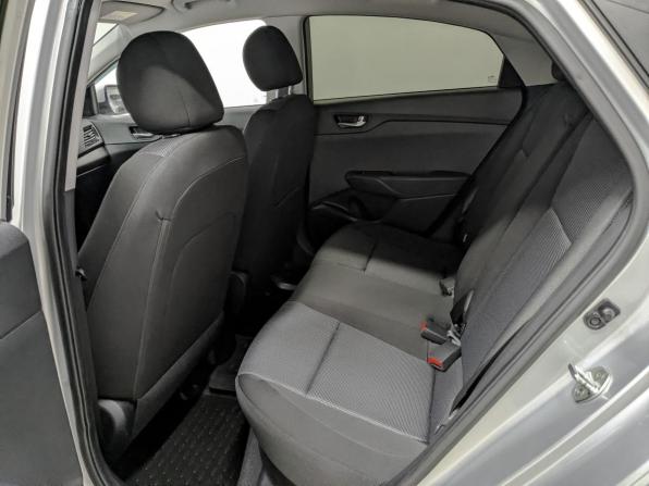 Hyundai Solaris II Рестайлинг с пробегом 2021 года, цена 1 670 000 рублей, 37766 км, седан, Автокод Объявления