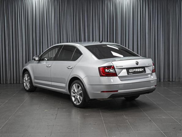 Skoda Octavia III (A7) Рестайлинг с пробегом 2017 года, цена 1 748 000 рублей, 208309 км, лифтбек, Автокод Объявления