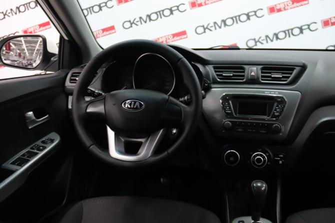 Kia Rio III с пробегом 2013 года, цена 895 170 рублей, 109400 км, хэтчбек, Автокод Объявления