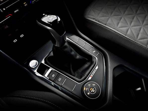 Volkswagen Tiguan II Рестайлинг с пробегом 2021 года, цена 3 750 000 рублей, 17314 км, внедорожник, Автокод Объявления