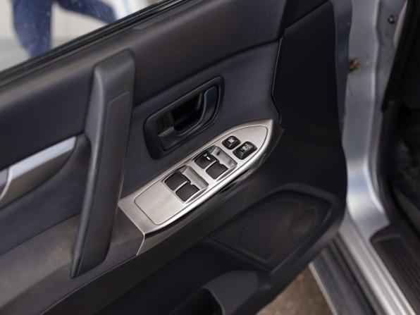 Mitsubishi Pajero IV Рестайлинг 1 с пробегом 2014 года, цена 2 100 000 рублей, 335743 км, внедорожник, Автокод Объявления
