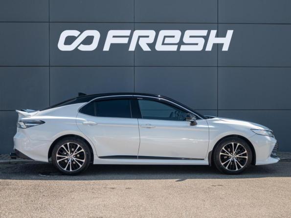 Toyota Camry VIII (XV70) с пробегом 2020 года, цена 2 835 000 рублей, 122101 км, седан, Автокод Объявления