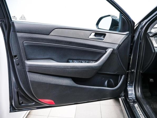 Hyundai Sonata VII (LF) Рестайлинг с пробегом 2018 года, цена 1 550 000 рублей, 76603 км, седан, Автокод Объявления