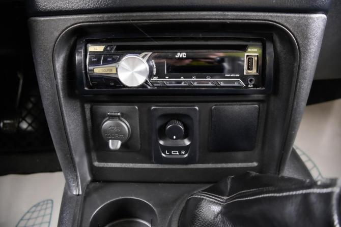 Chevrolet Niva I Рестайлинг с пробегом 2015 года, цена 649 000 рублей, 98000 км, внедорожник, Автокод Объявления