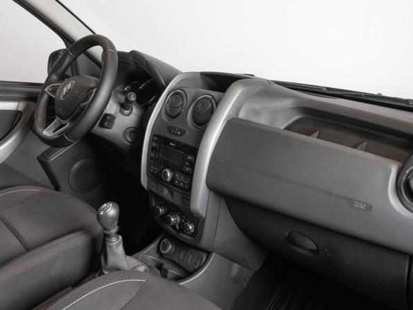 Renault Duster I Рестайлинг с пробегом 2019 года, цена 1 309 000 рублей, 105879 км, внедорожник, Автокод Объявления