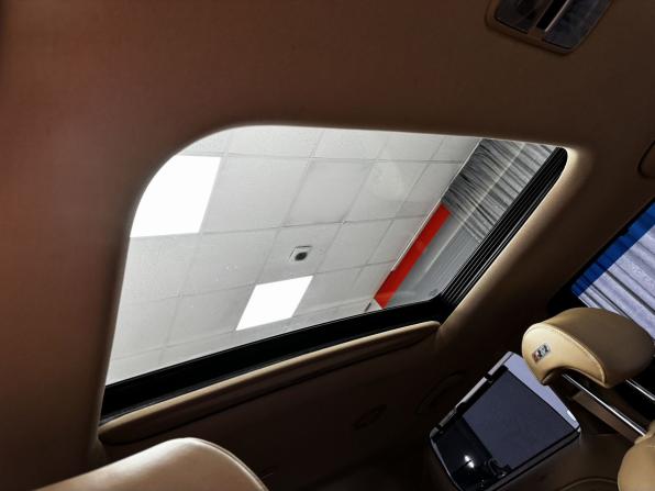 Kia Carnival III с пробегом 2018 года, цена 2 610 000 рублей, 132621 км, минивэн, Автокод Объявления