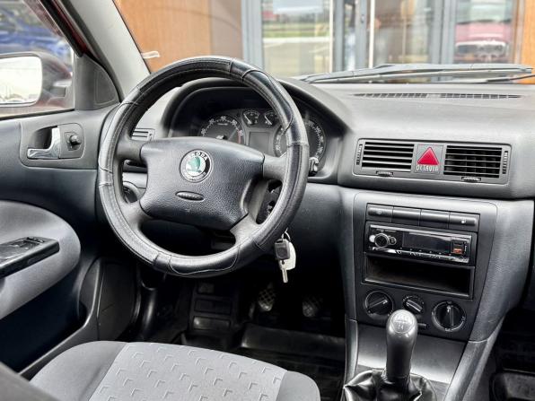 Skoda Octavia I (A4) Рестайлинг с пробегом 2006 года, цена 269 000 рублей, 329650 км, лифтбек, Автокод Объявления