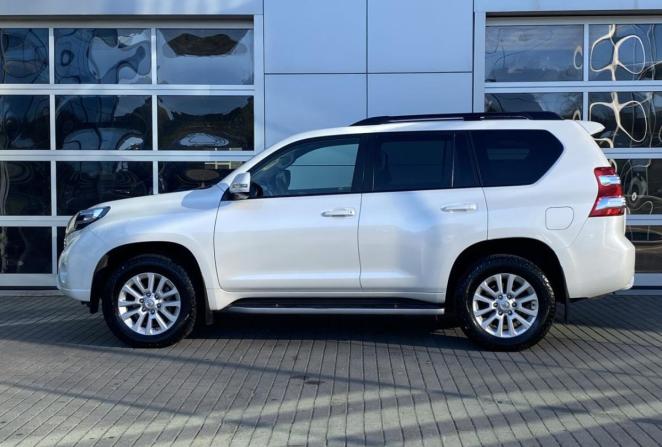 Toyota Land Cruiser Prado 150 Series Рестайлинг 1 с пробегом 2016 года, цена 4 385 000 рублей, 118889 км, внедорожник, Автокод Объявления