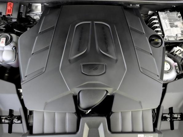 Porsche Cayenne III Рестайлинг с пробегом 2025 года, цена 15 500 000 рублей, 30174 км, внедорожник, Автокод Объявления
