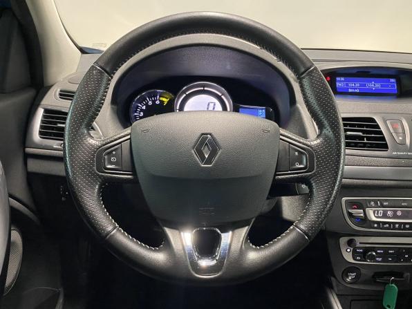 Renault Megane III Рестайлинг с пробегом 2013 года, цена 480 000 рублей, 212428 км, хэтчбек, Автокод Объявления