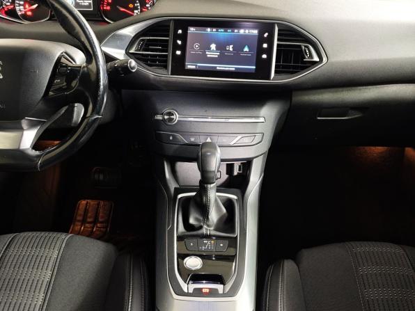 Peugeot 308 II Рестайлинг с пробегом 2017 года, цена 847 000 рублей, 265069 км, универсал, Автокод Объявления