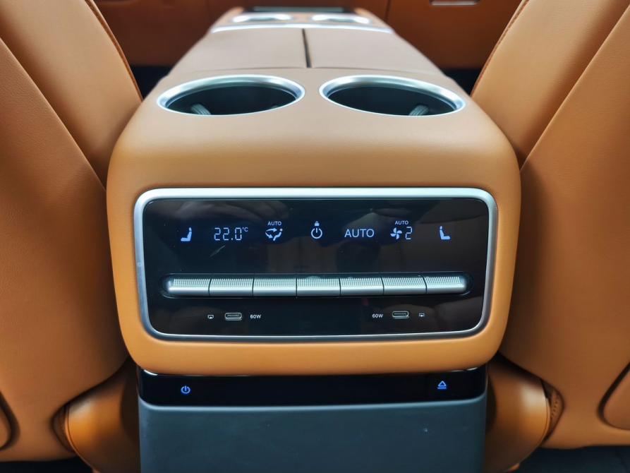 Li Auto (Lixiang) L9 I Москва  - изображение 20