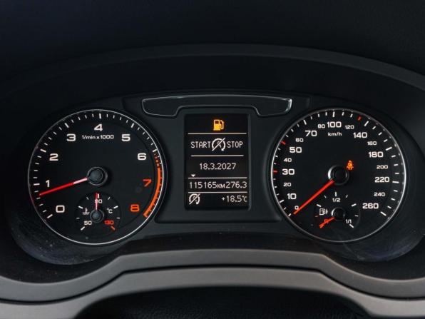 Audi Q3 I (8U) Рестайлинг с пробегом 2016 года, цена 2 059 000 рублей, 115165 км, внедорожник, Автокод Объявления
