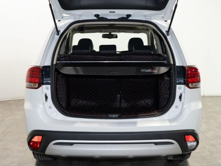 Mitsubishi Outlander III Рестайлинг 3 Чита  - изображение 19