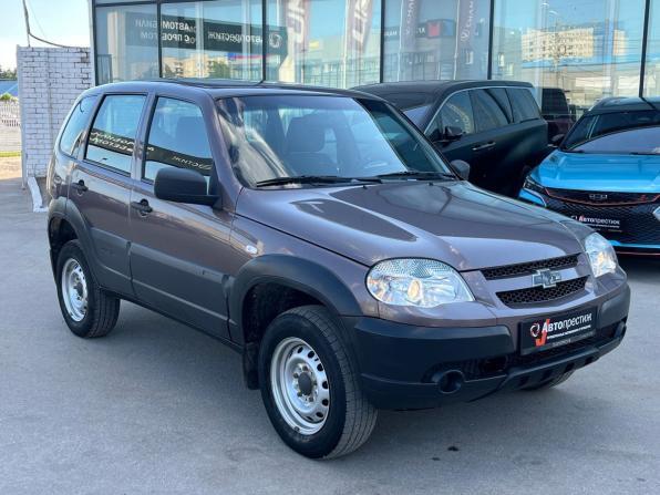 Chevrolet Niva I Рестайлинг с пробегом 2019 года, цена 730 000 рублей, 74500 км, внедорожник, Автокод Объявления