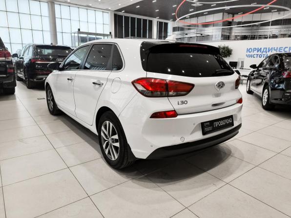 Hyundai i30 III с пробегом 2017 года, цена 1 470 000 рублей, 144265 км, хэтчбек, Автокод Объявления