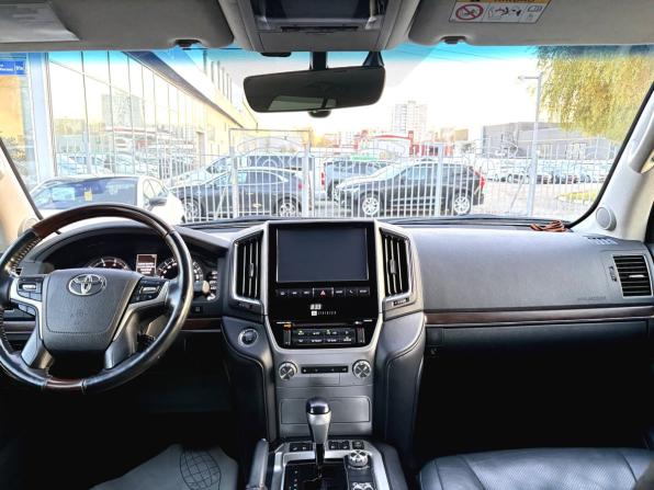 Toyota Land Cruiser 200 Series Рестайлинг 2 с пробегом 2016 года, цена 5 890 000 рублей, 171444 км, внедорожник, Автокод Объявления