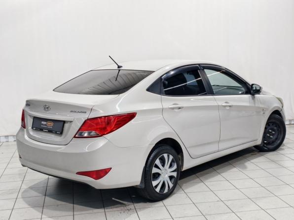 Hyundai Solaris I Рестайлинг с пробегом 2015 года, цена 979 000 рублей, 176800 км, седан, Автокод Объявления