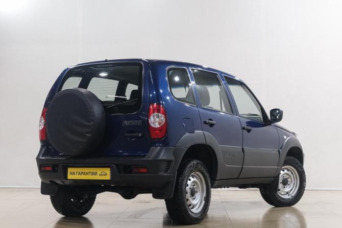 Chevrolet Niva I Рестайлинг с пробегом 2019 года, цена 899 000 рублей, 137000 км, внедорожник, Автокод Объявления
