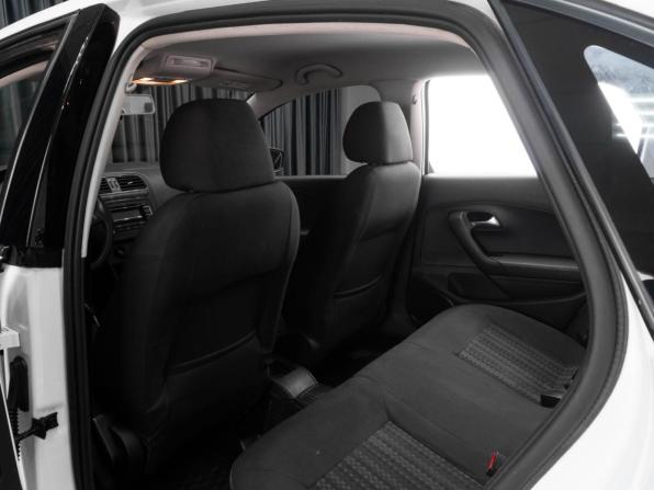 Volkswagen Polo V Рестайлинг с пробегом 2020 года, цена 1 099 000 рублей, 134963 км, седан, Автокод Объявления