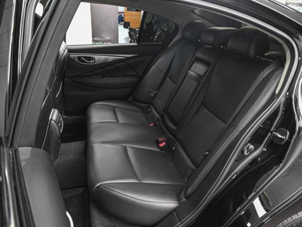 Infiniti Q50 I Рестайлинг с пробегом 2018 года, цена 2 240 000 рублей, 78826 км, седан, Автокод Объявления