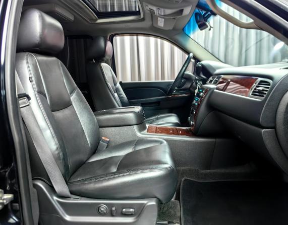 Chevrolet Tahoe III с пробегом 2012 года, цена 1 333 000 рублей, 461278 км, внедорожник, Автокод Объявления