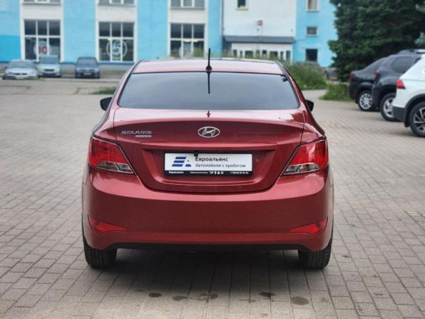 Hyundai Solaris I Рестайлинг с пробегом 2016 года, цена 1 090 000 рублей, 121000 км, седан, Автокод Объявления