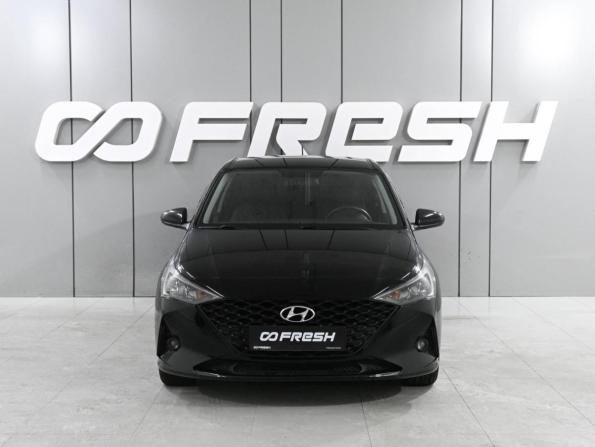 Hyundai Solaris II Рестайлинг с пробегом 2021 года, цена 1 385 000 рублей, 102180 км, седан, Автокод Объявления