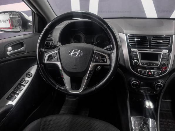 Hyundai Solaris I с пробегом 2014 года, цена 1 019 900 рублей, 111500 км, хэтчбек, Автокод Объявления