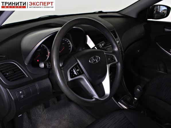 Hyundai Solaris I Рестайлинг с пробегом 2016 года, цена 998 000 рублей, 173073 км, седан, Автокод Объявления