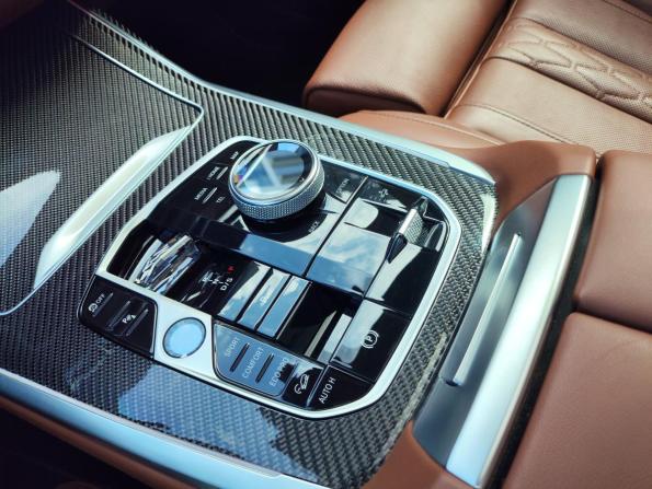 BMW X7 I (G07) Рестайлинг с пробегом 2023 года, цена 11 990 000 рублей, 63896 км, внедорожник, Автокод Объявления