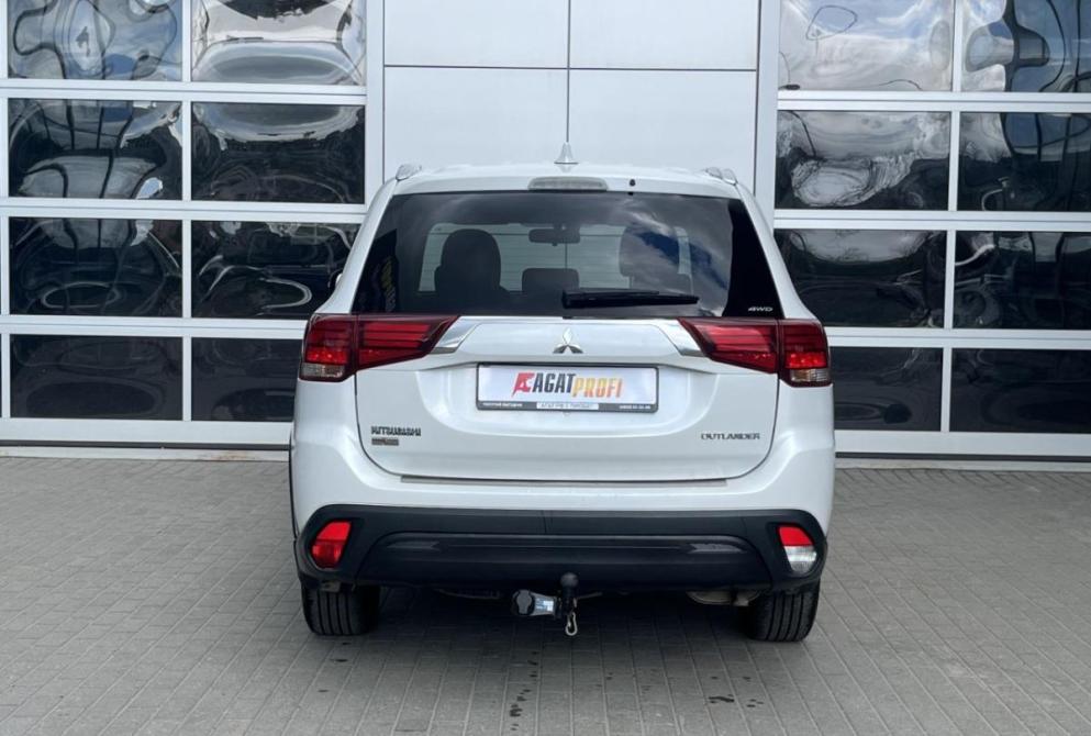 Mitsubishi Outlander III Рестайлинг 3 Владимир  - изображение 6