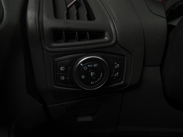 Ford Focus III Рестайлинг с пробегом 2018 года, цена 1 260 000 рублей, 101152 км, хэтчбек, Автокод Объявления