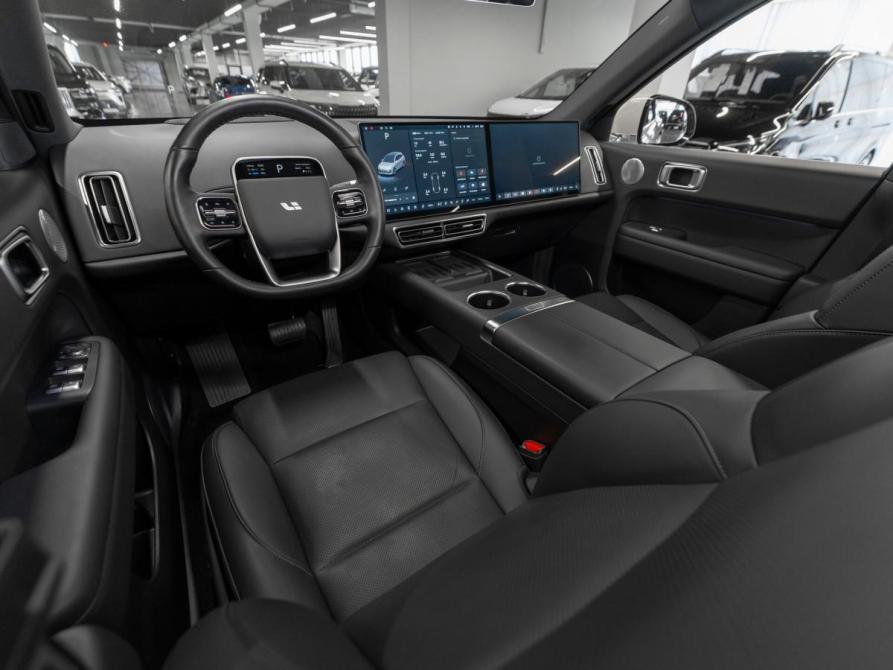 Li Auto (Lixiang) L6 Москва  - изображение 7