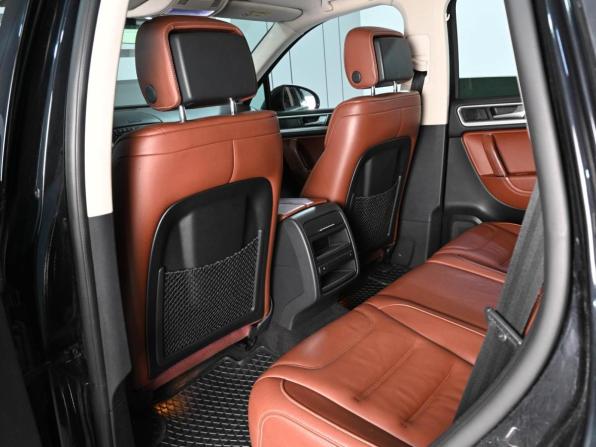 Volkswagen Touareg II Рестайлинг с пробегом 2017 года, цена 3 180 000 рублей, 222969 км, внедорожник, Автокод Объявления