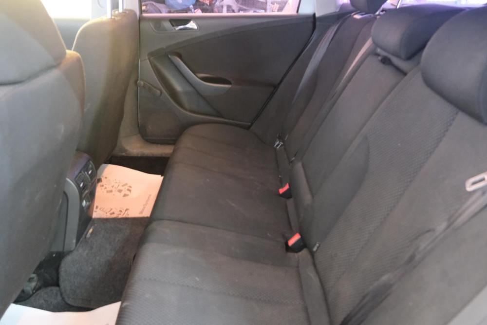 Volkswagen Passat B6 Омск  - изображение 21
