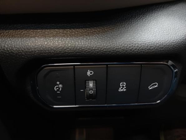 Haval Jolion I Рестайлинг с пробегом 2024 года, цена 2 350 000 рублей, 12152 км, внедорожник, Автокод Объявления