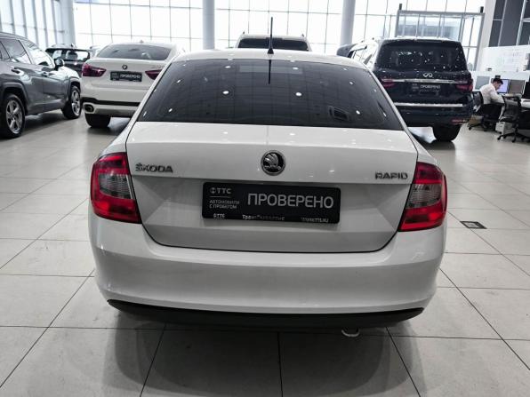 Skoda Rapid I с пробегом 2014 года, цена 799 000 рублей, 176070 км, лифтбек, Автокод Объявления